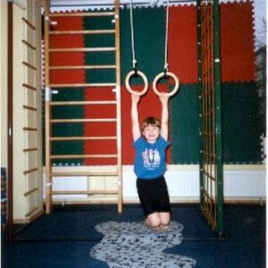 Wooden gymnastic rings for kids