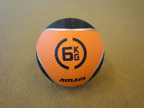 "High Grip" rubber medicine ball Amaya, 6 kg
